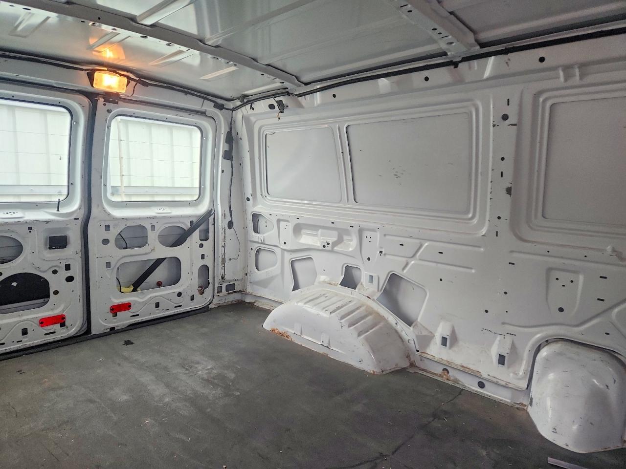 Ford Econoline E150 Van
