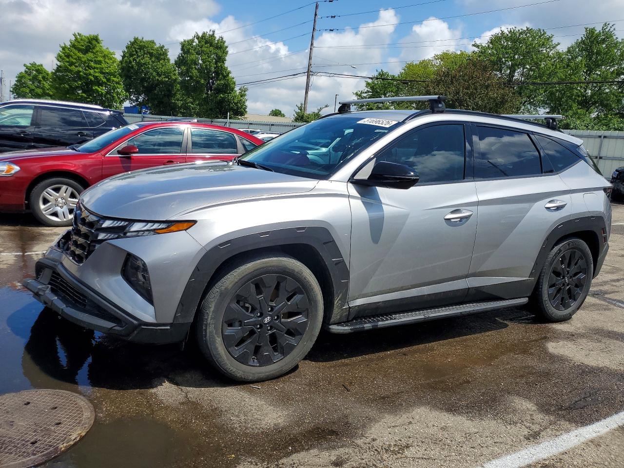 Salvage Hyundai TUCSON Image