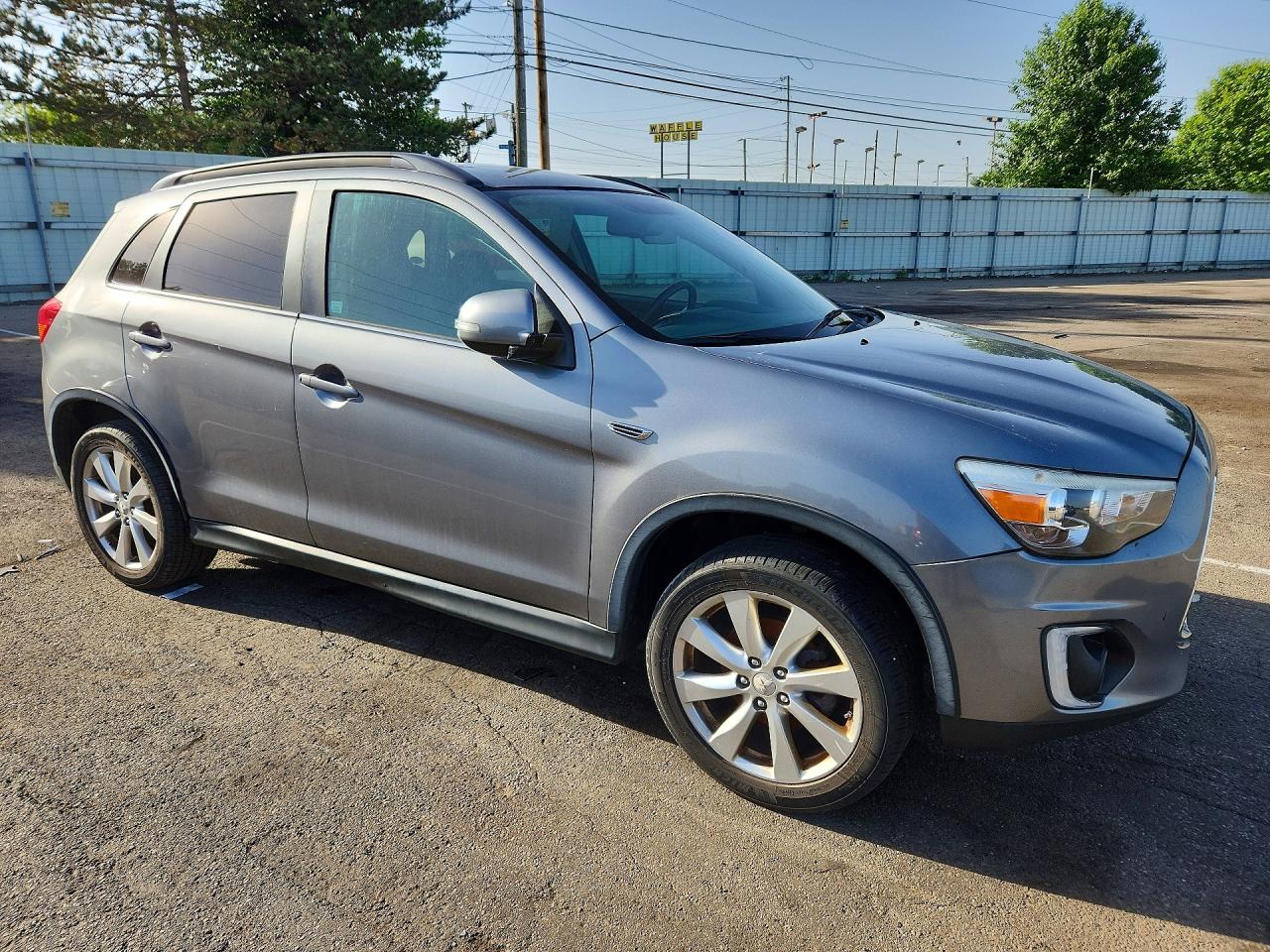 Mitsubishi Outlander Se