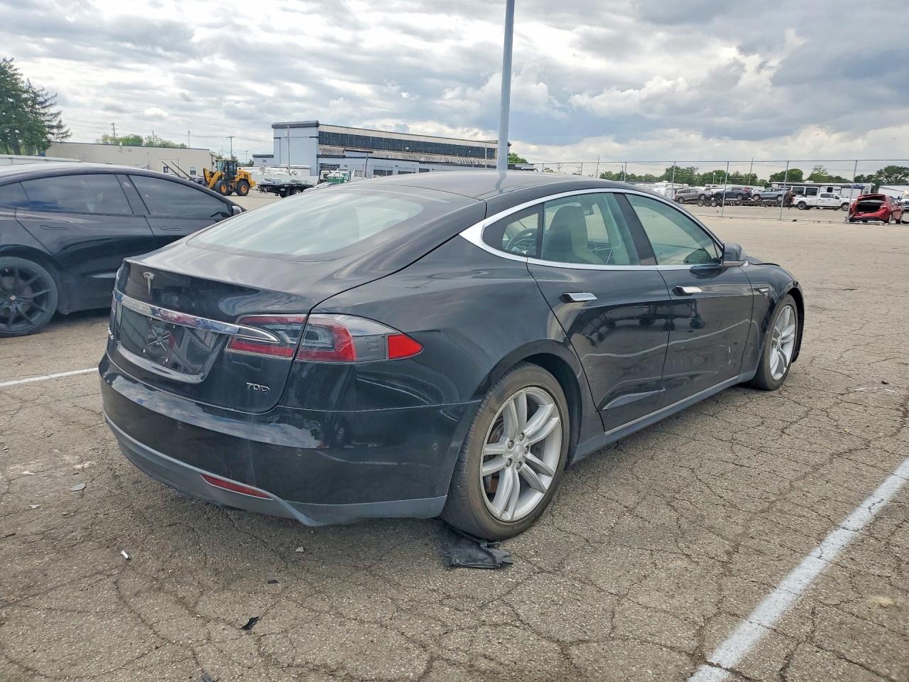 Tesla Model S 70d