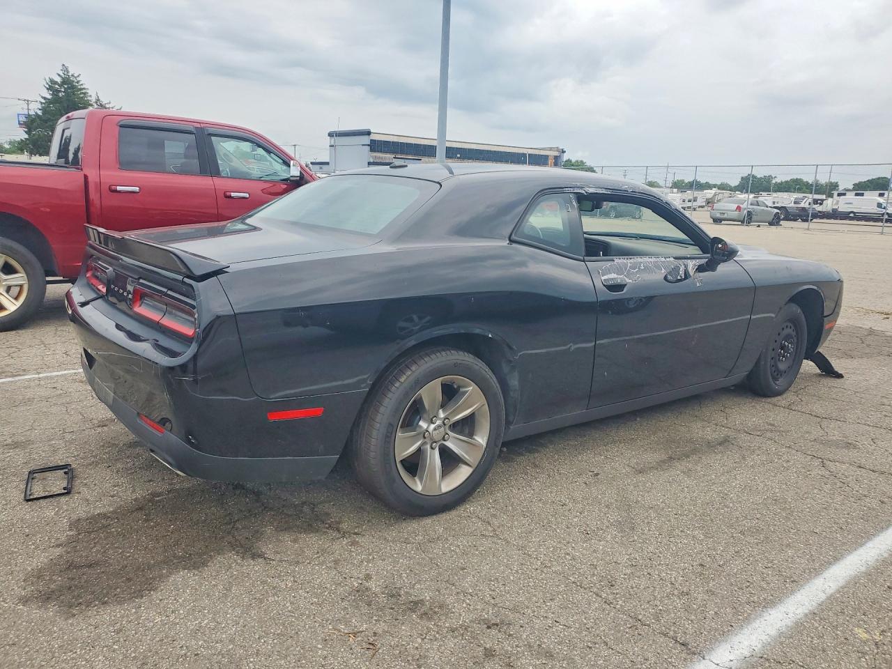Dodge Challenger Sxt