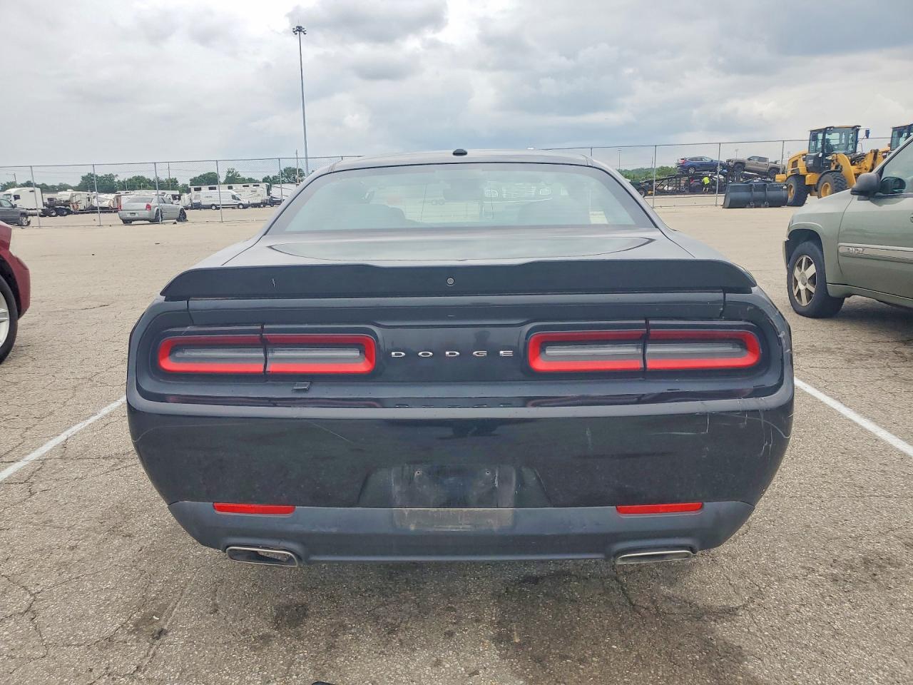 Dodge Challenger Sxt