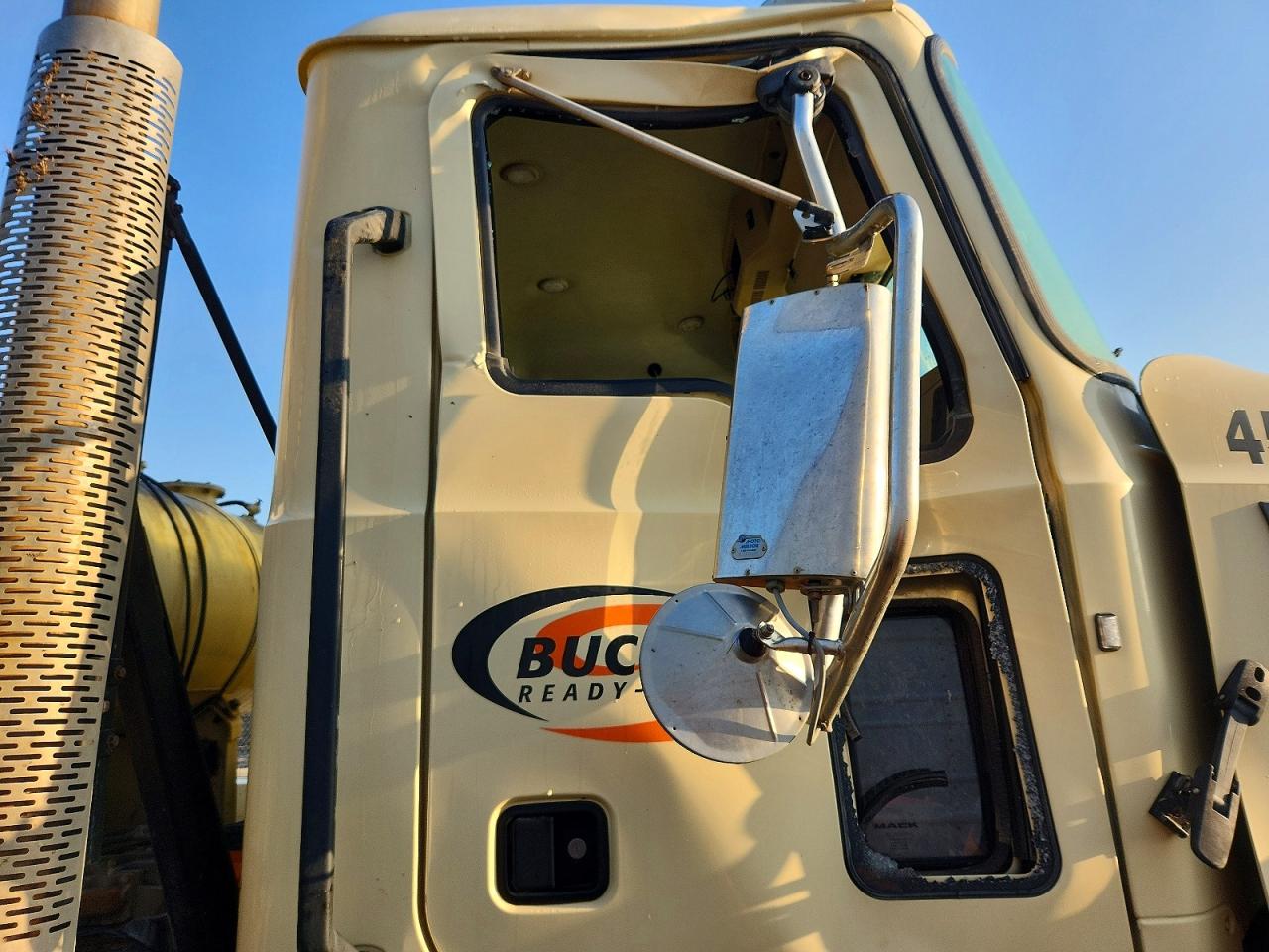 Mack Granite