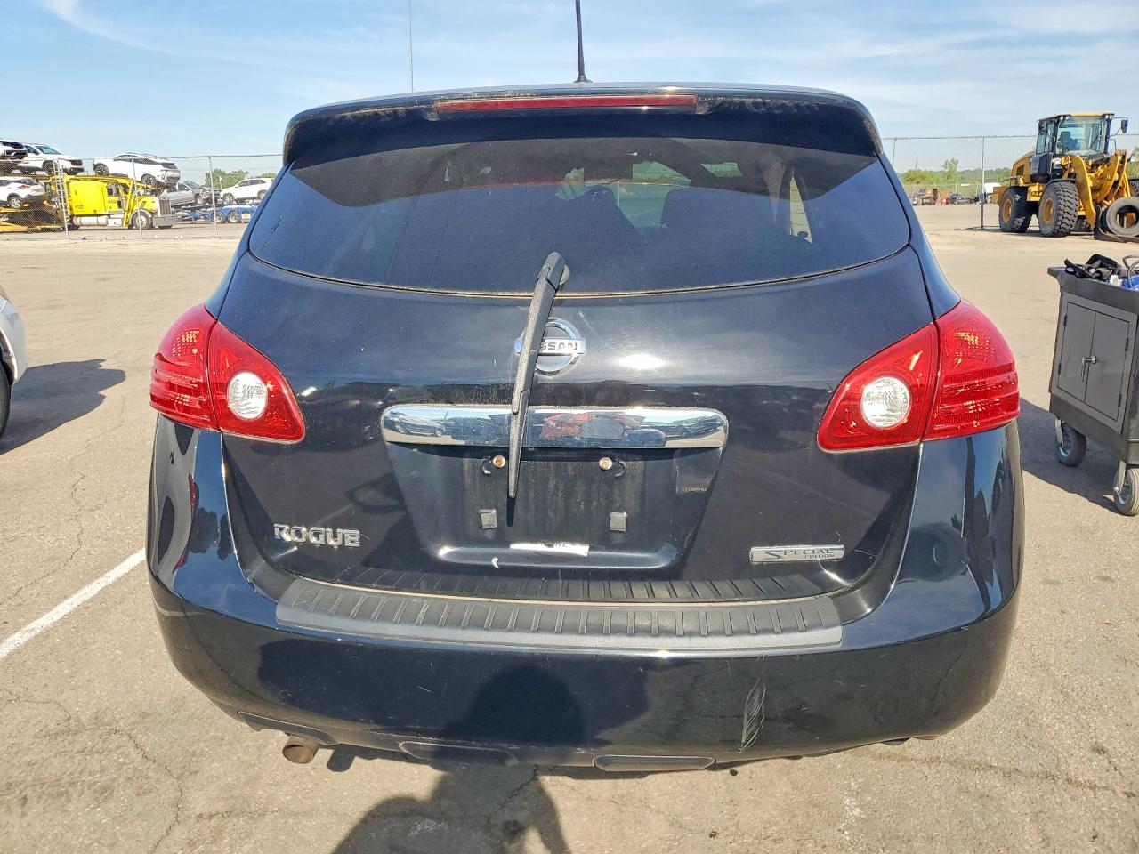 Nissan Rogue S