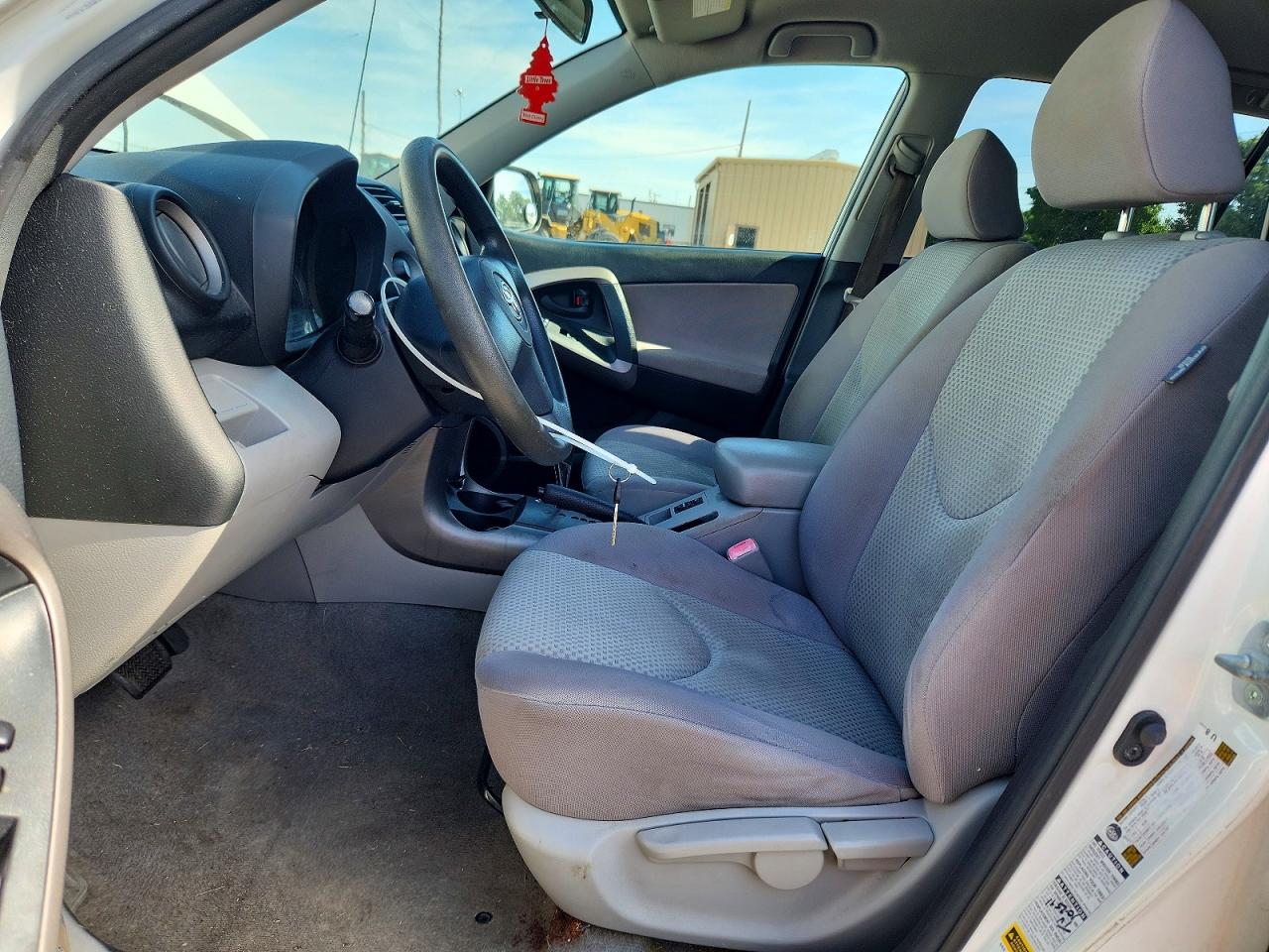 Toyota RAV4 Base