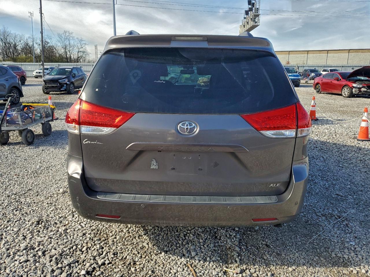 Toyota Sienna Xle