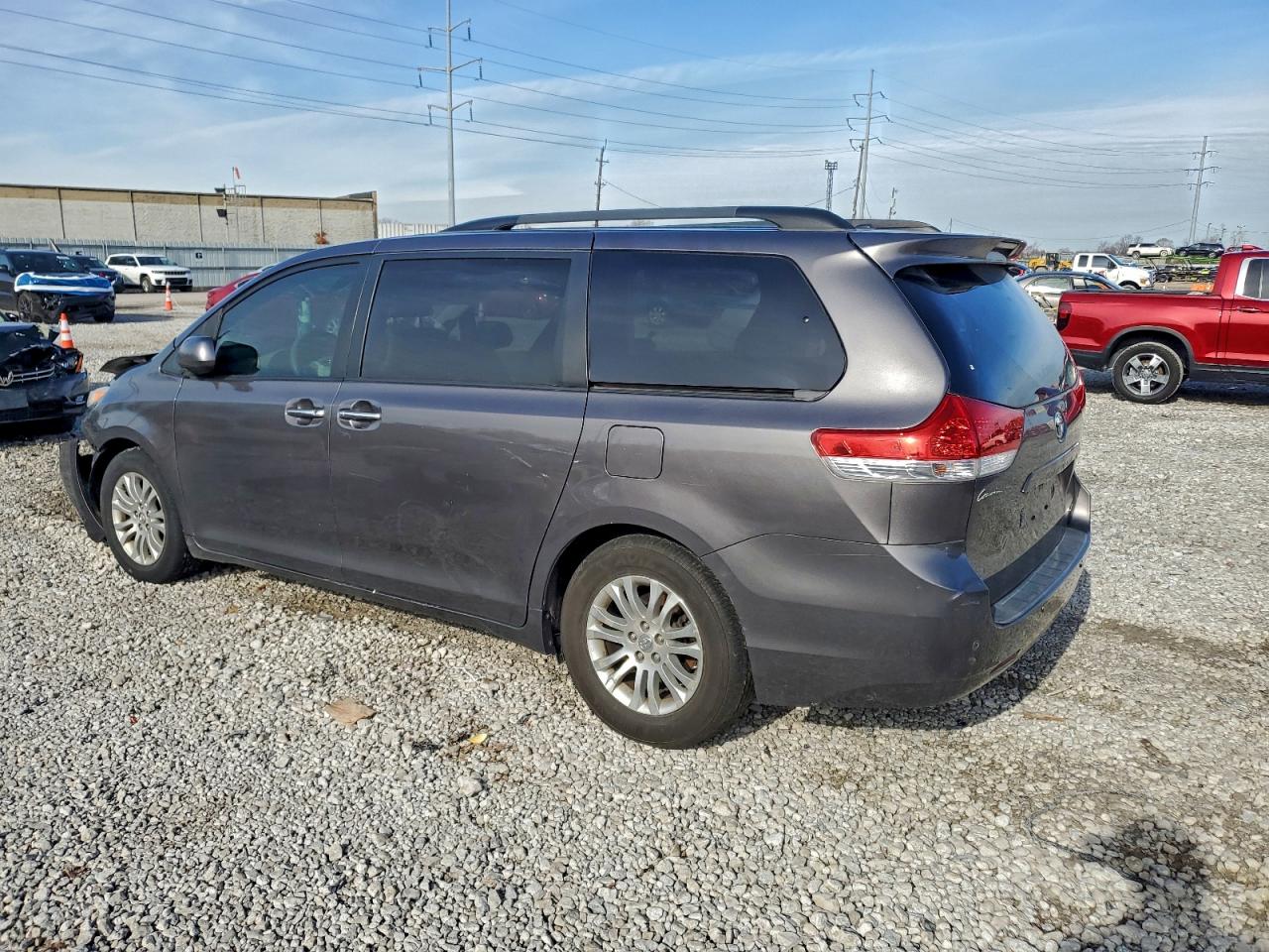Toyota Sienna Xle