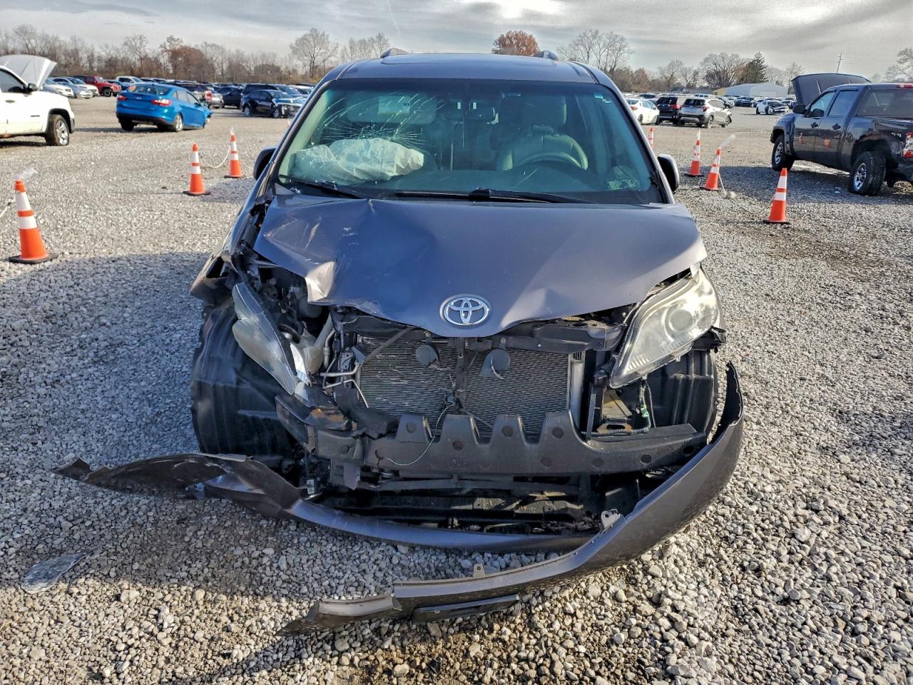 Toyota Sienna Xle