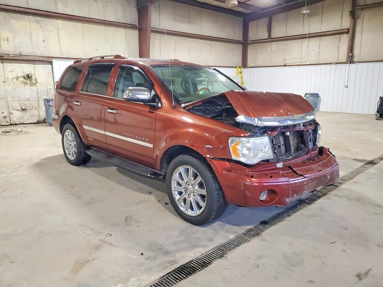 Chrysler Aspen Limited