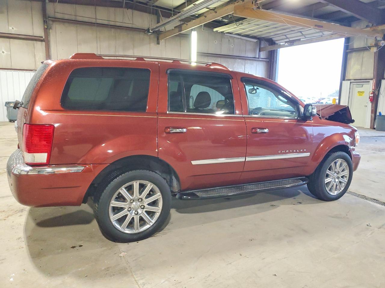 Chrysler Aspen Limited