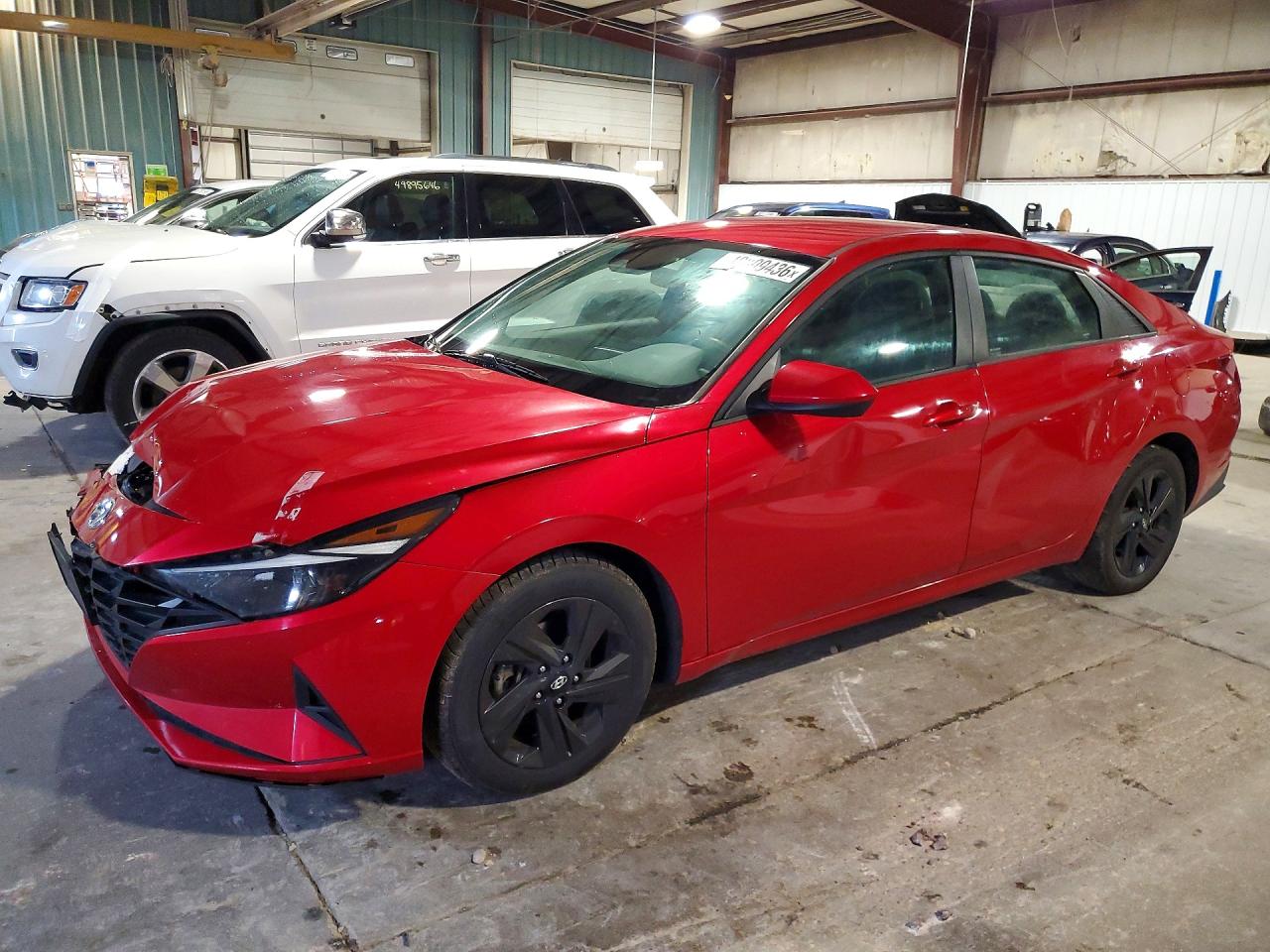 Salvage Hyundai ELANTRA Image