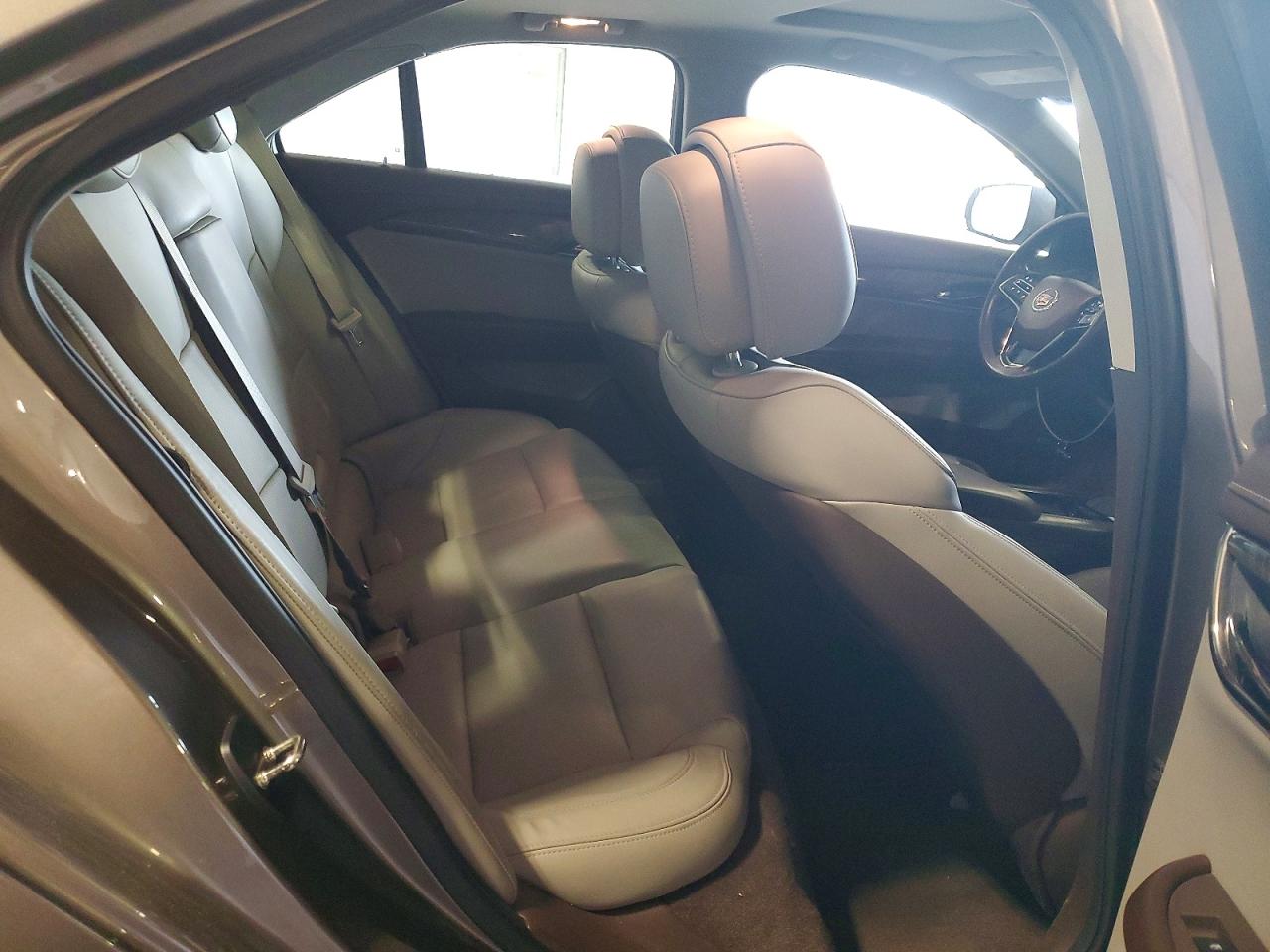 Cadillac ATS Luxury