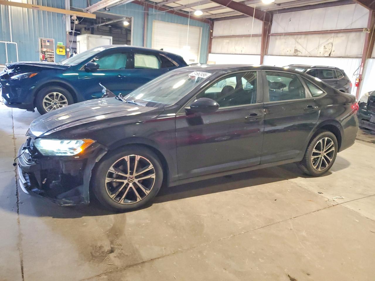 Salvage Volkswagen Jetta Image