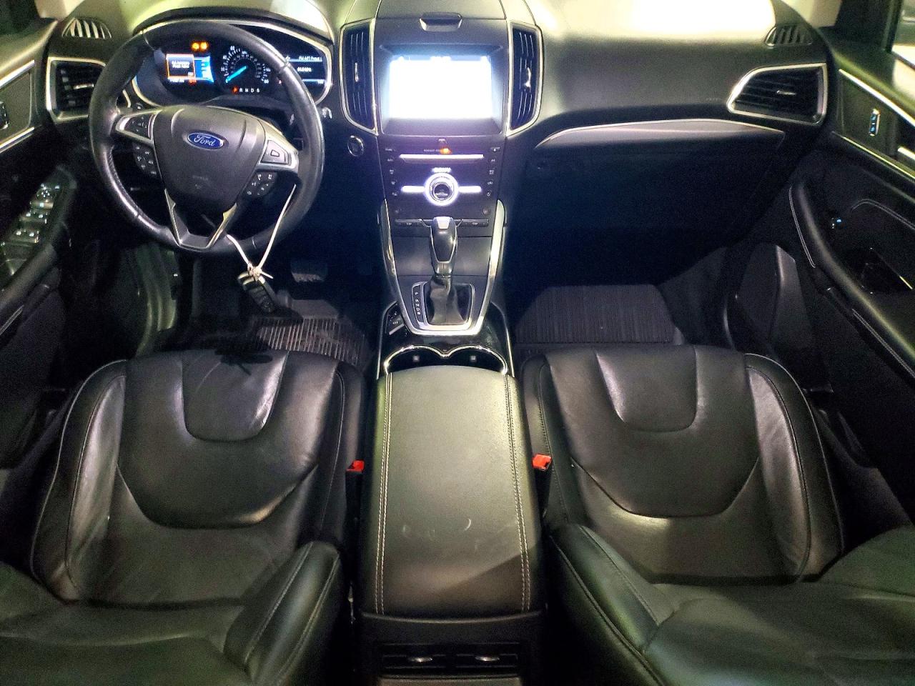 Ford Edge Titanium
