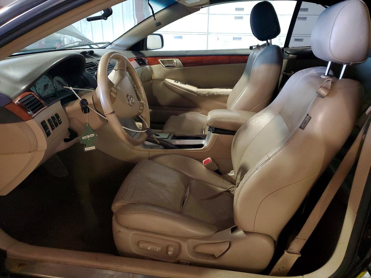 Toyota Camry Sle V6