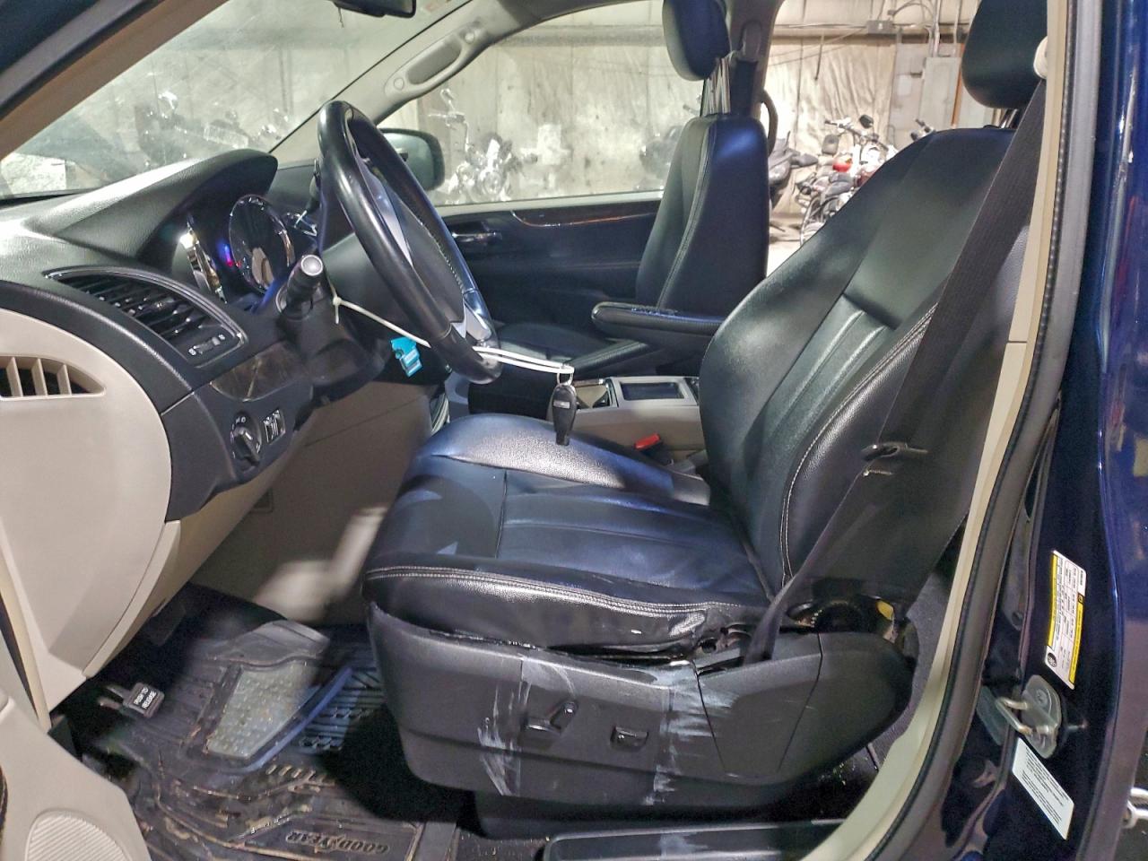 Chrysler Minivan Touring