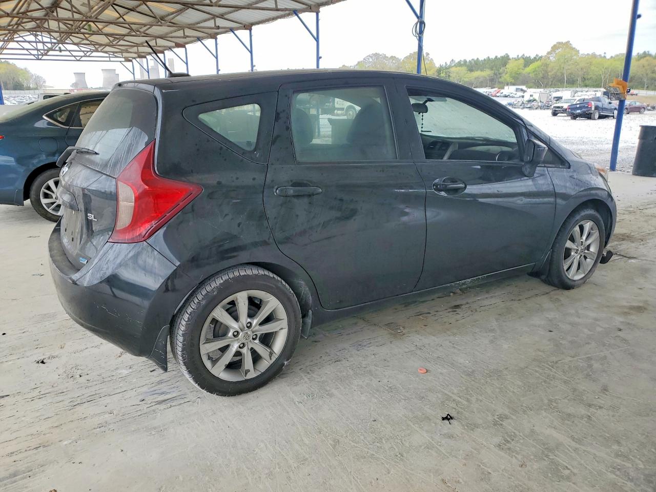 Nissan Versa S