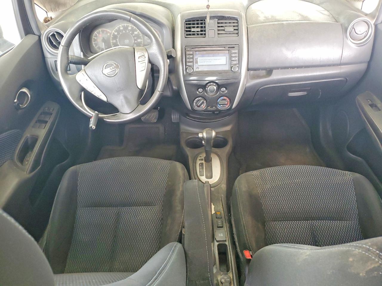 Nissan Versa S