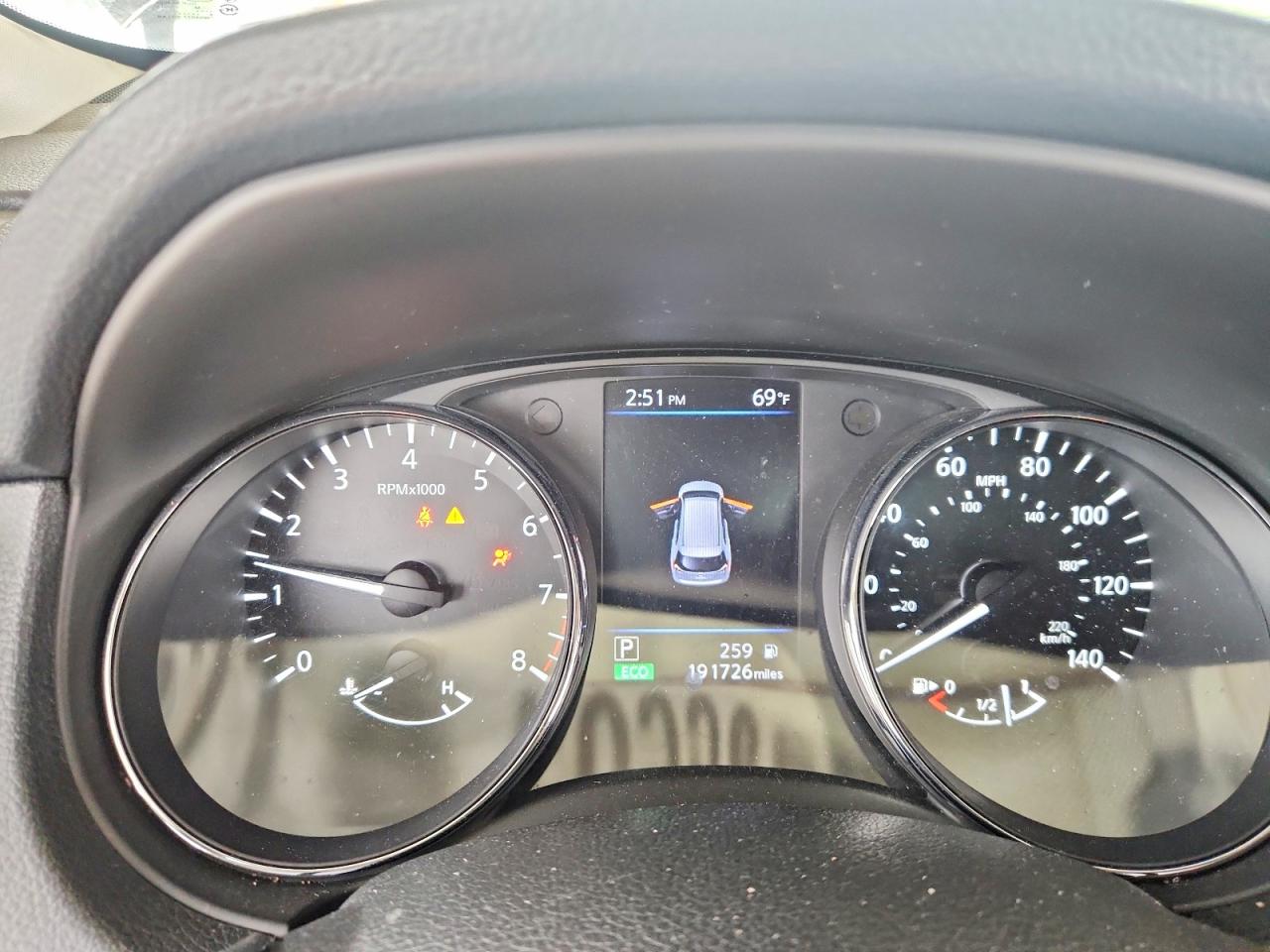 Nissan Rogue S