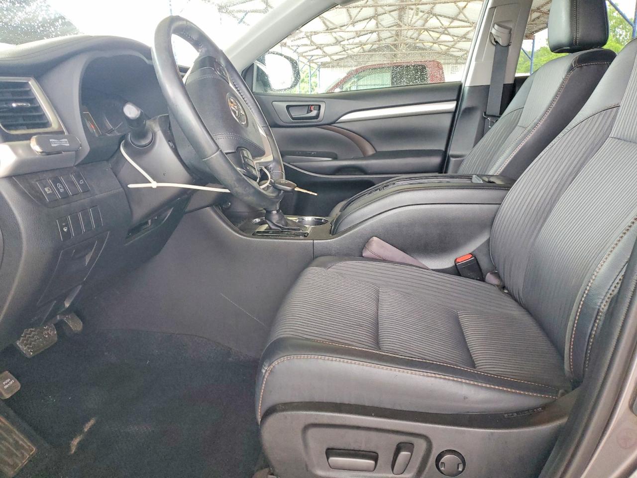 Toyota Highlander Le Plus