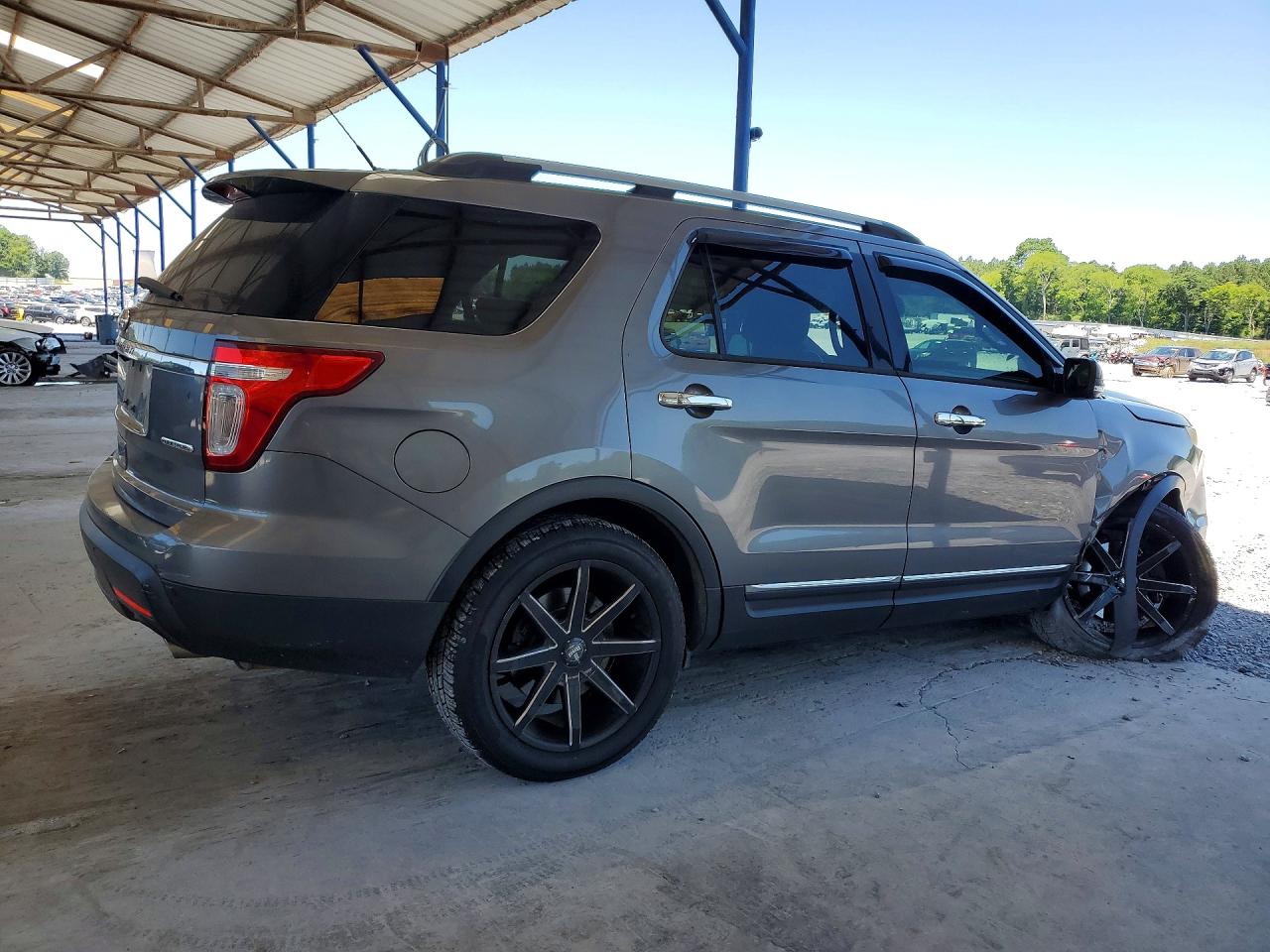 Ford Explorer Xlt