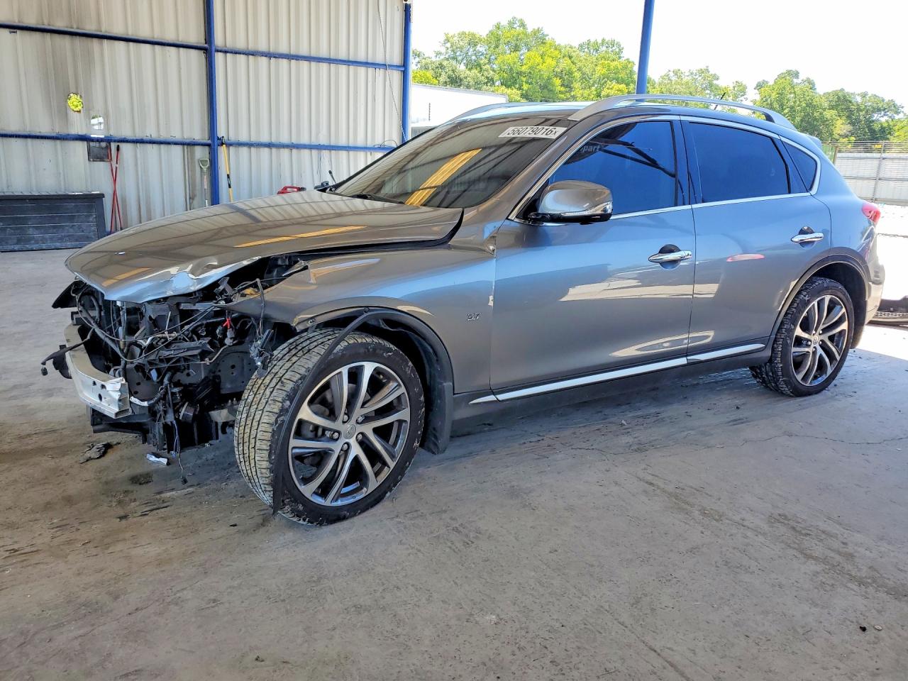 Salvage INFINITI Qx Image