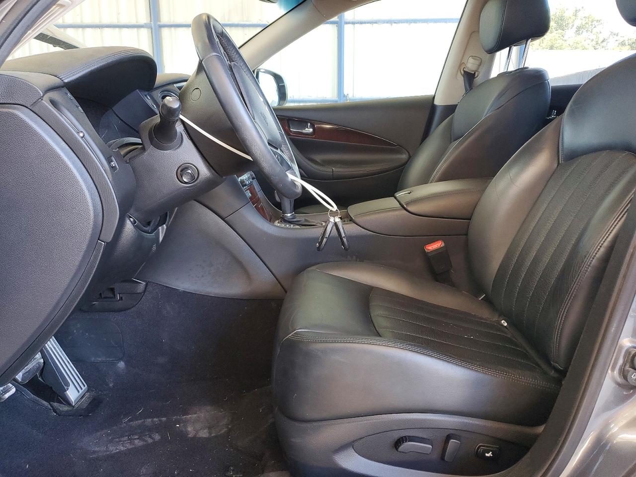 INFINITI Qx Base