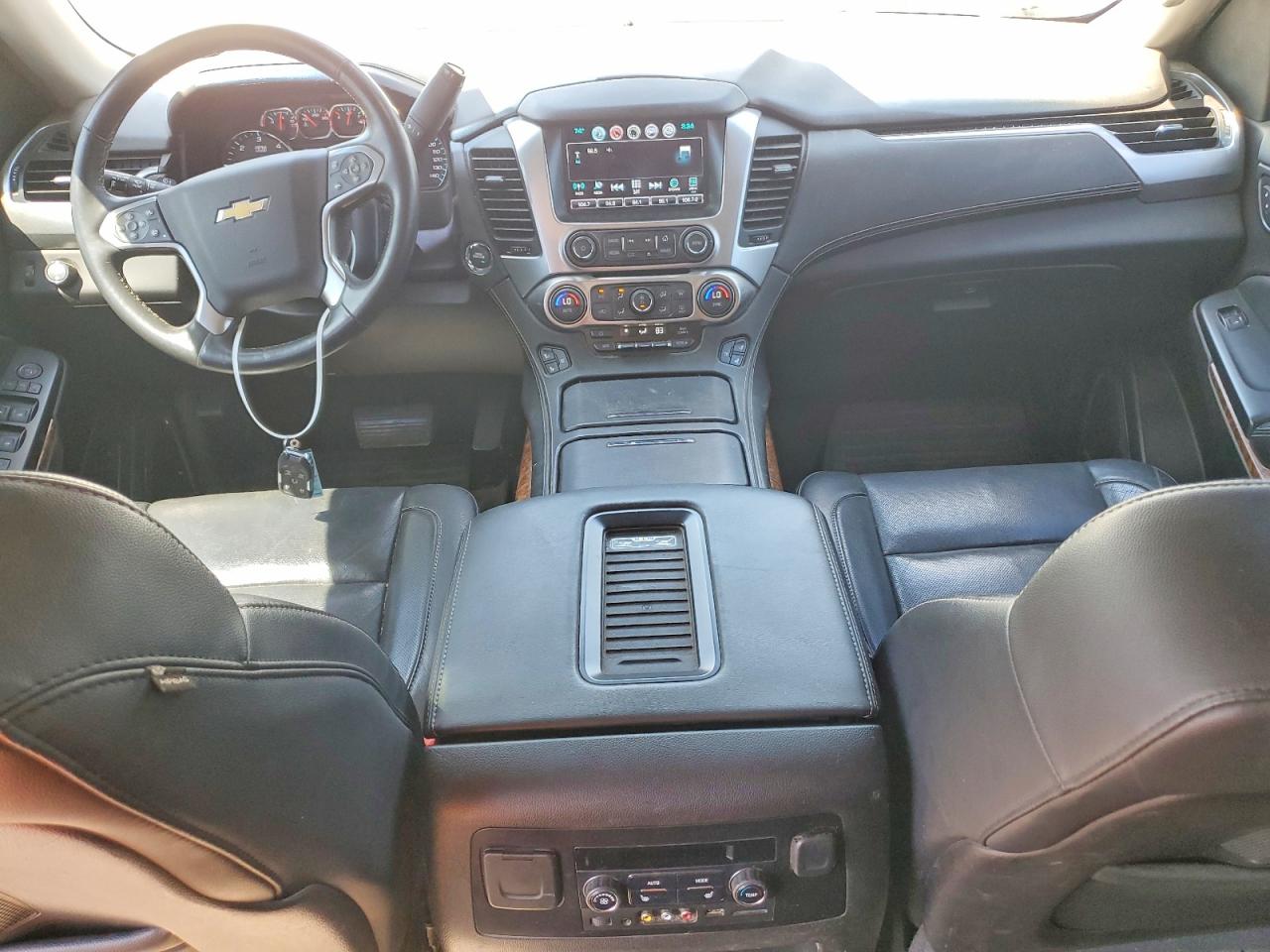 Chevrolet Suburban C1500 Ltz