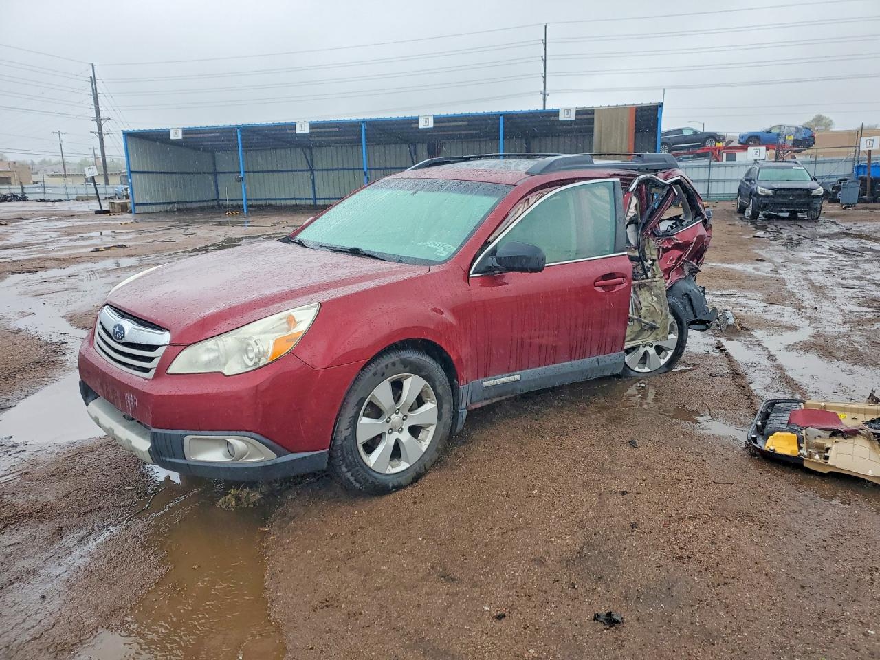 Salvage Subaru Outback Image