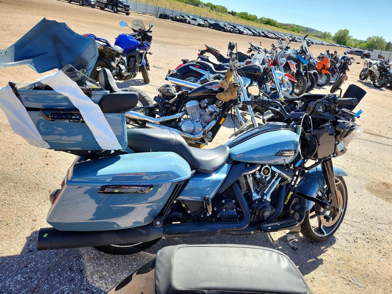 Salvage Harley-Davidson Fl Image