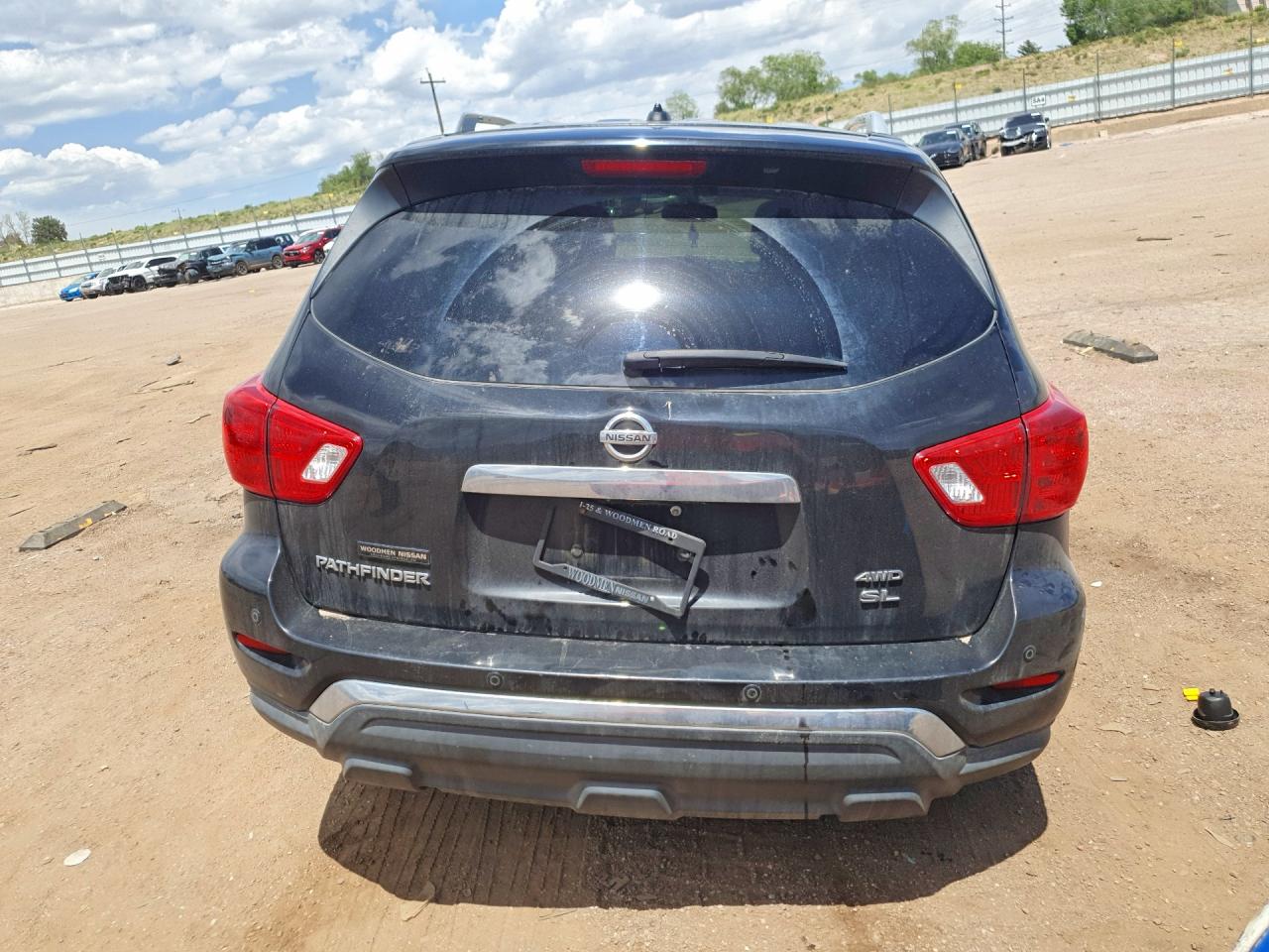 Nissan Pathfinder Sl