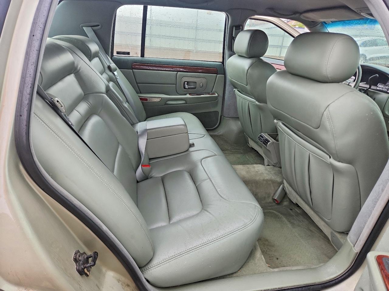 Cadillac DeVille