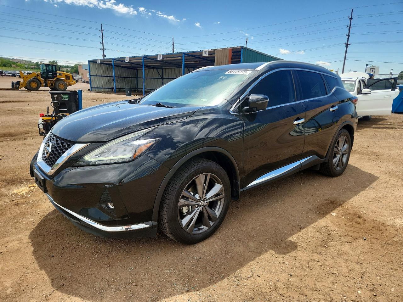 Salvage Nissan Murano Image