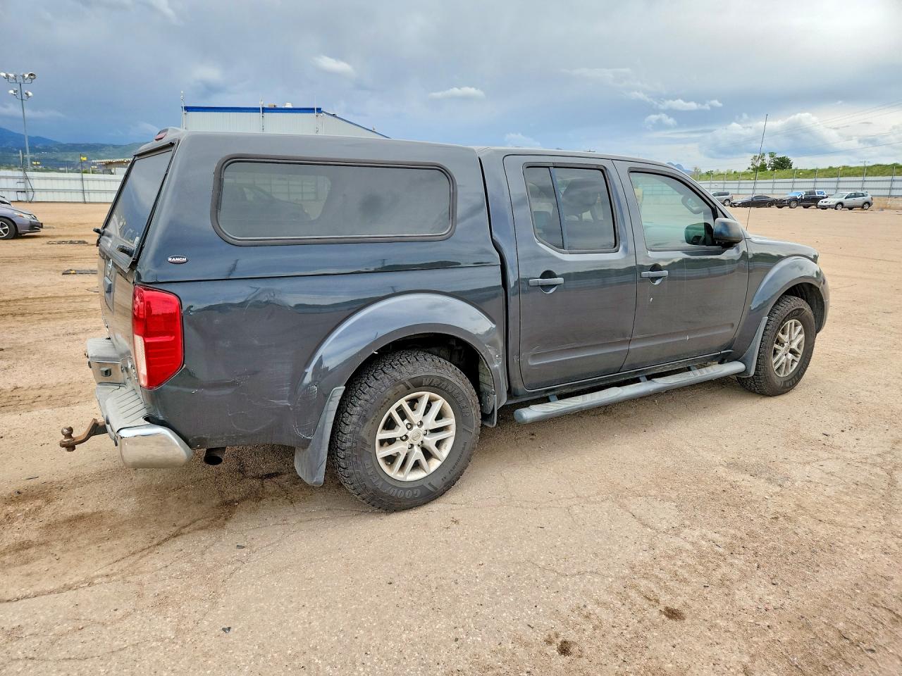 Nissan Frontier S