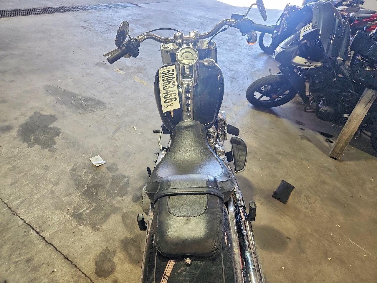 Harley-Davidson Fl