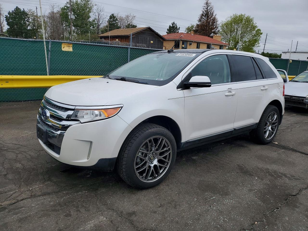 Salvage Ford Edge Image