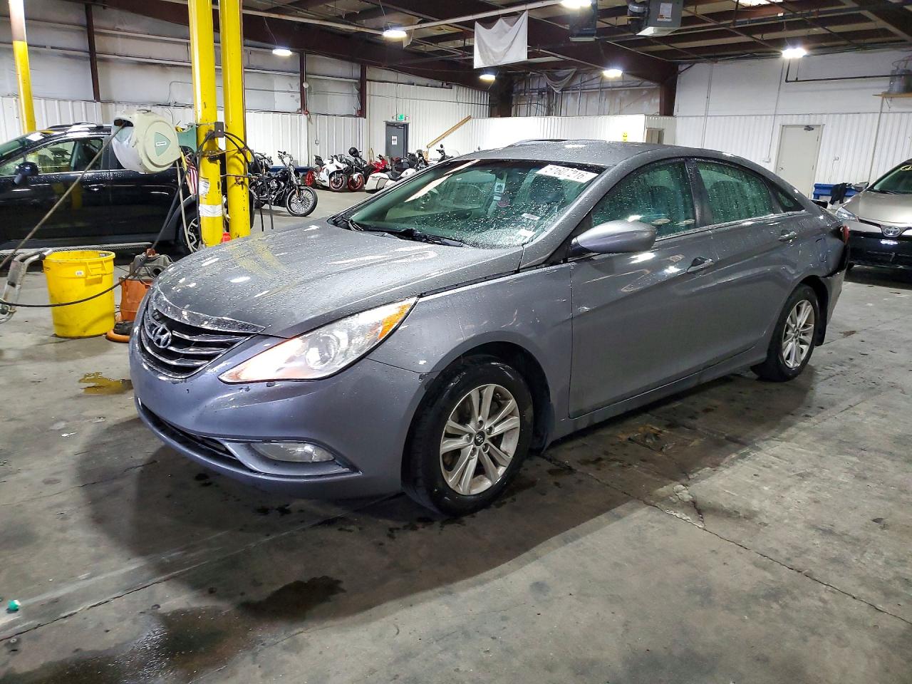 Salvage Hyundai SONATA Image