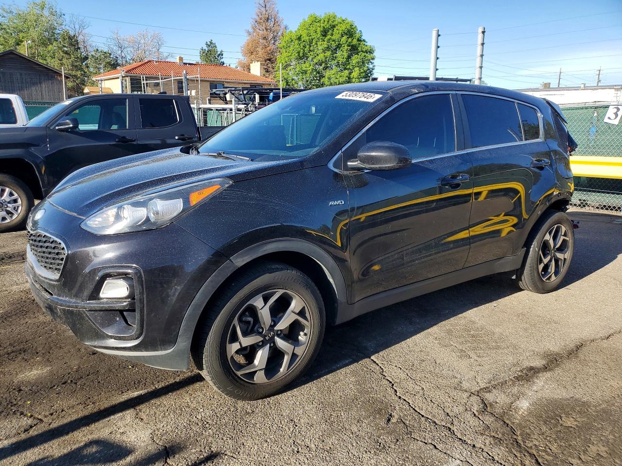 Salvage Kia Sportage Image