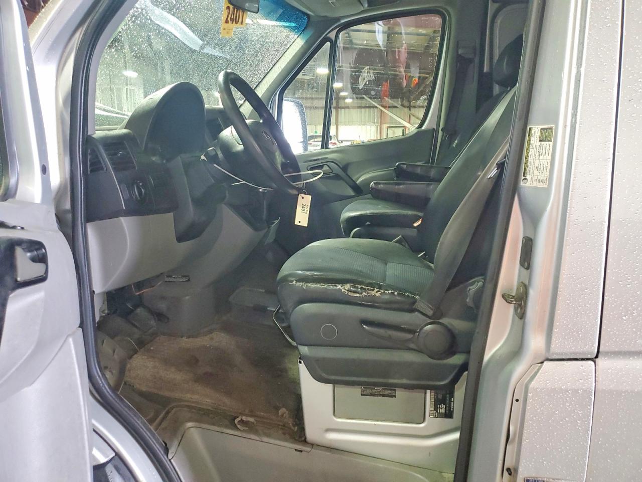 Mercedes-Benz Sprinter 2500