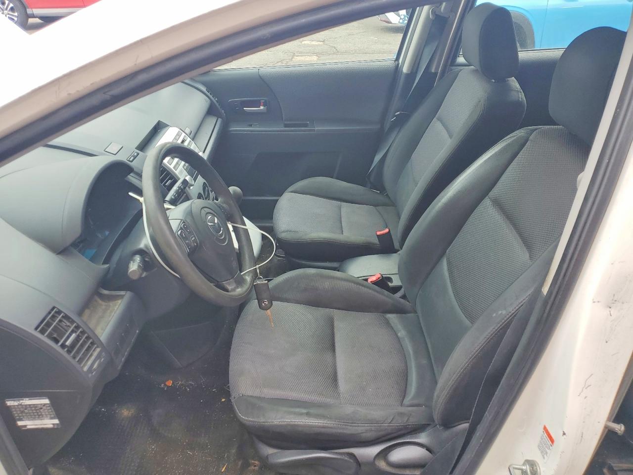 Mazda 5