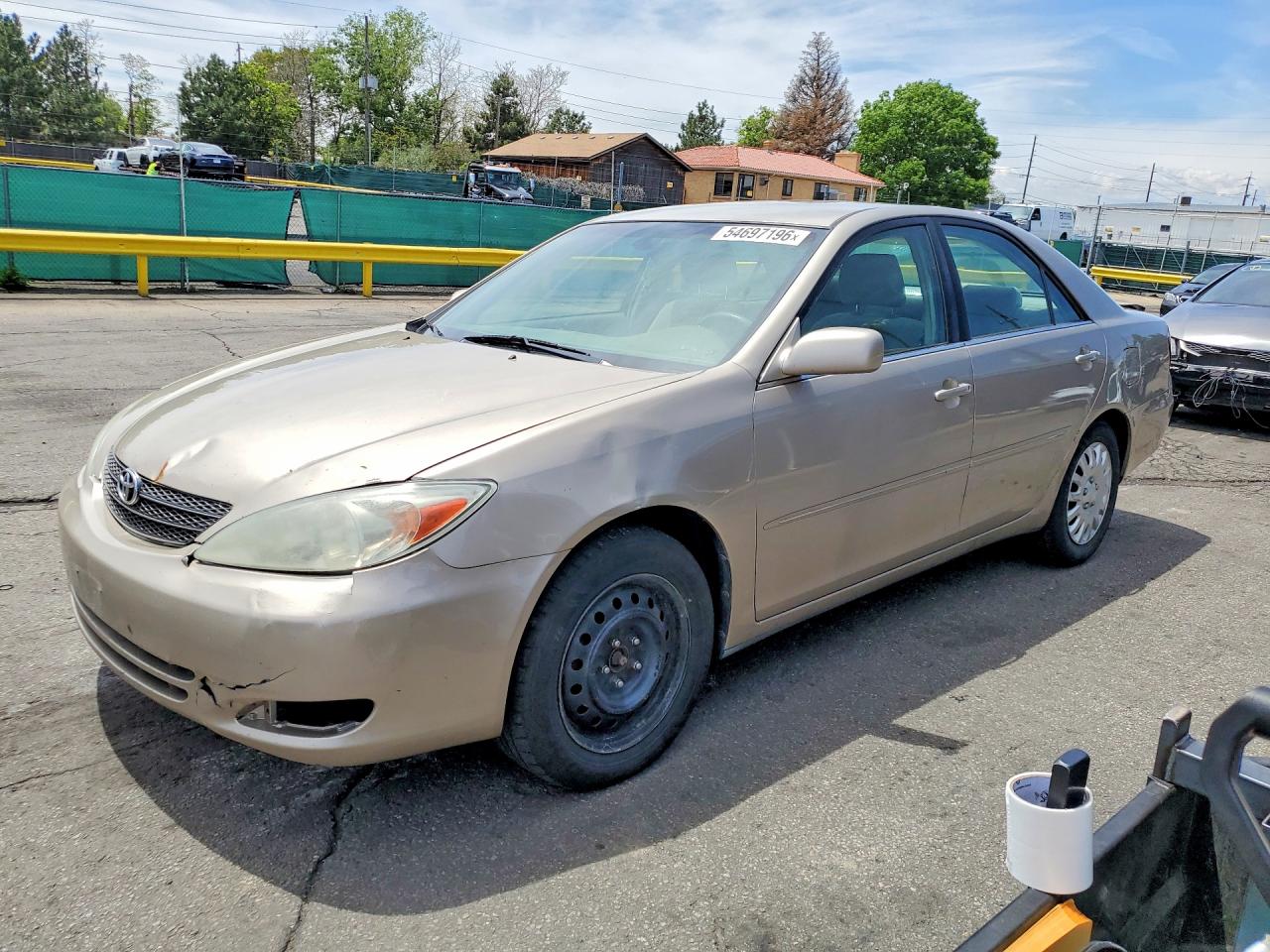 Salvage Toyota Camry Image