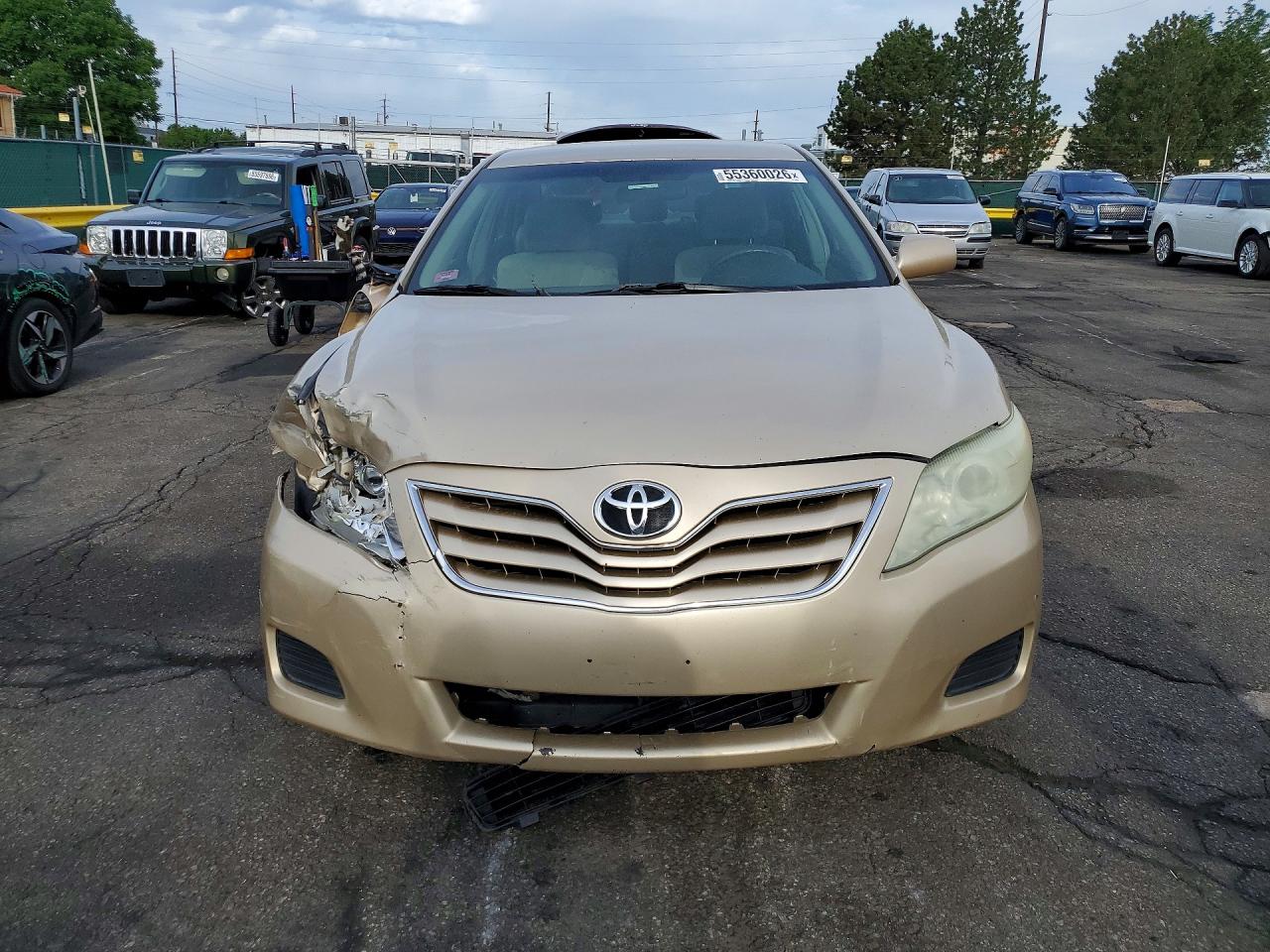 Toyota Camry Le