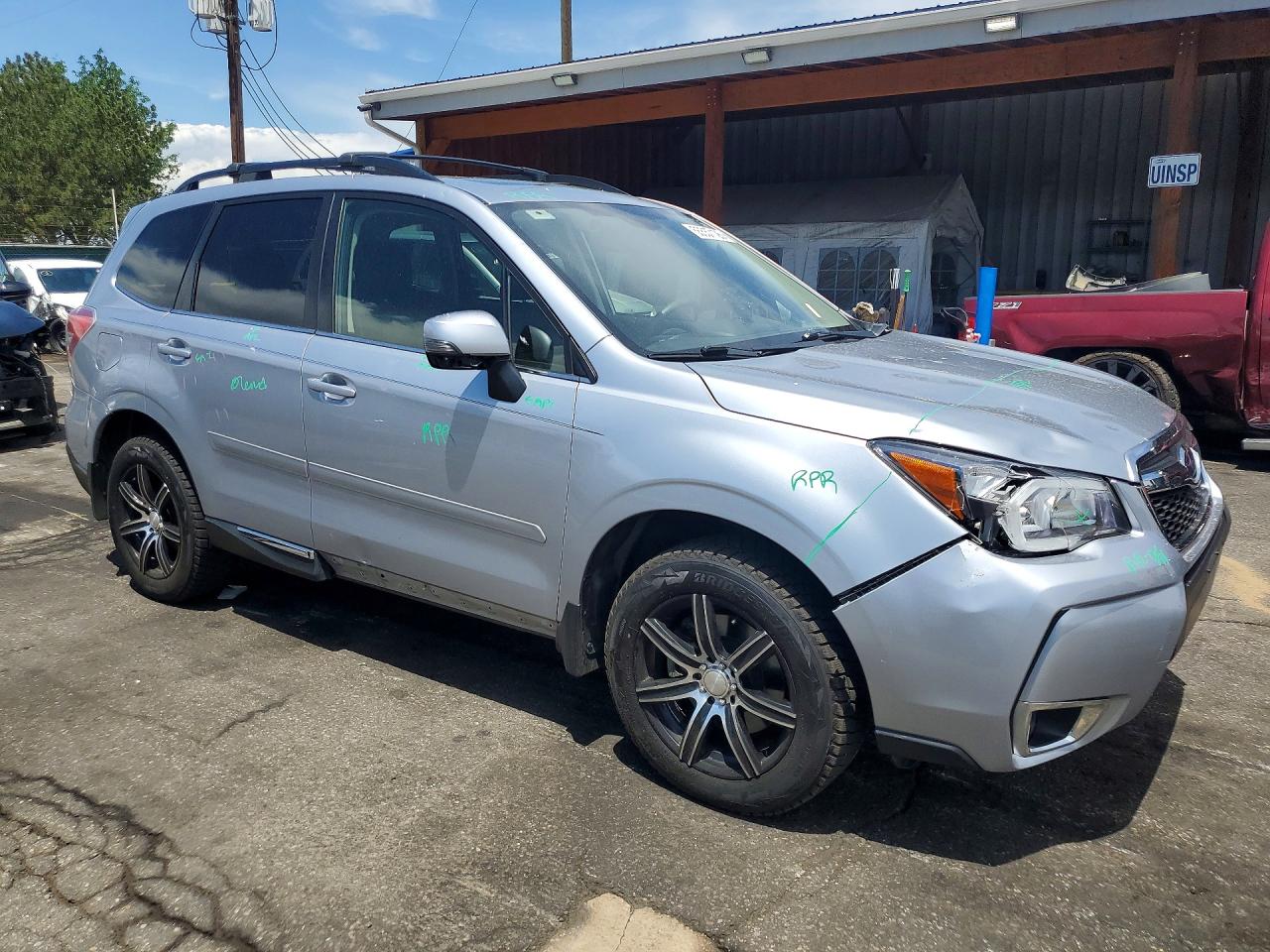 Subaru Forester 2.0xt Touring