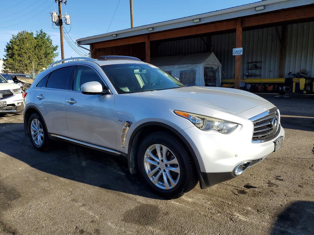 INFINITI Qx Base
