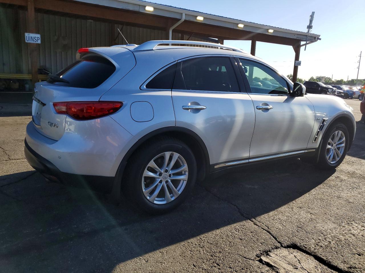INFINITI Qx Base