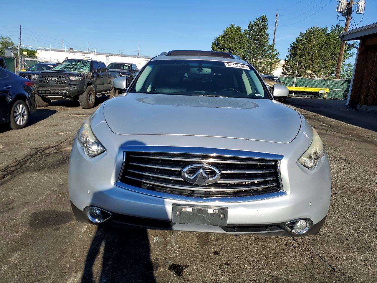 INFINITI Qx Base