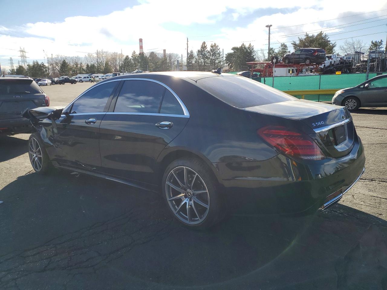 Mercedes-Benz S-Class 560 4matic