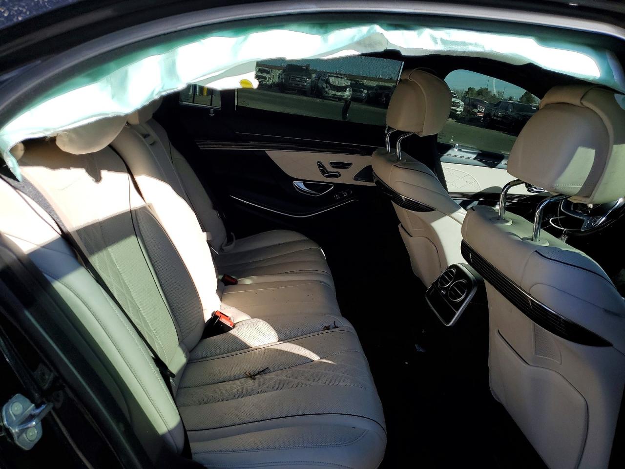 Mercedes-Benz S-Class 560 4matic