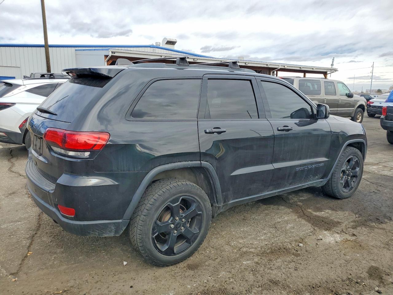 Jeep Grand Cherokee Laredo