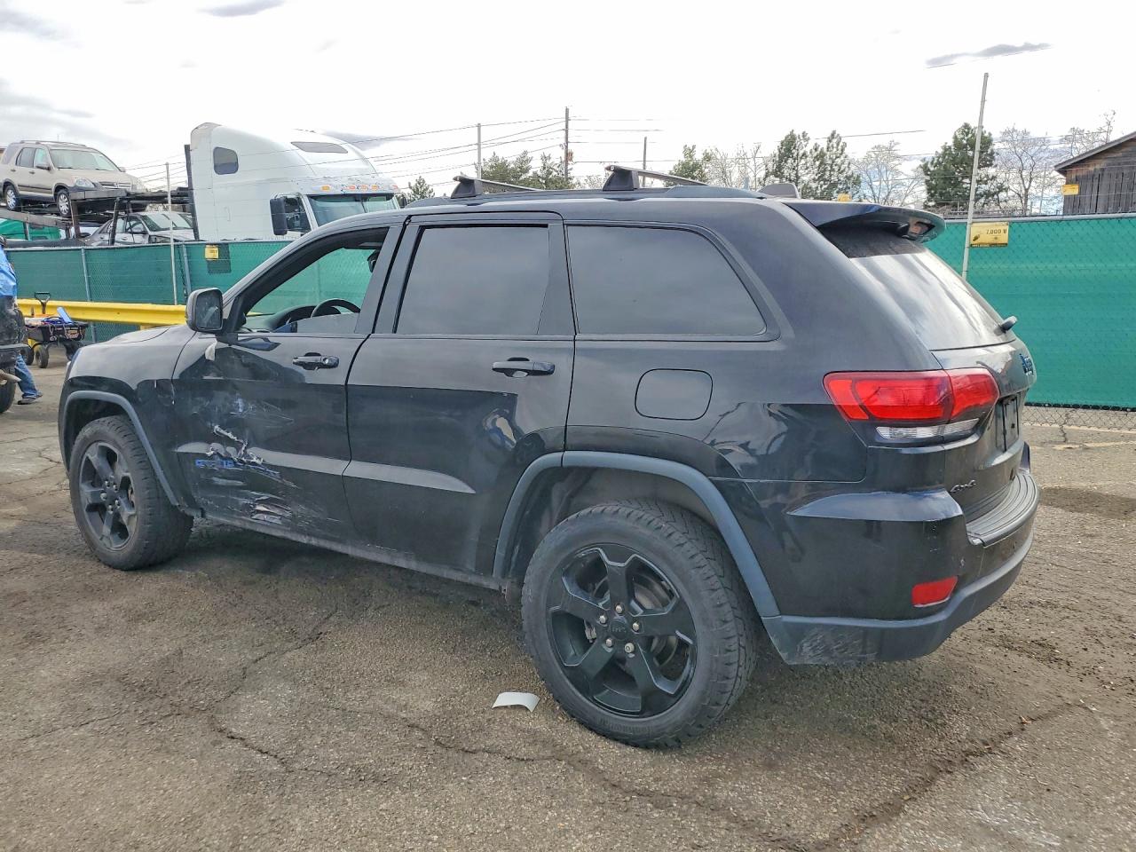 Jeep Grand Cherokee Laredo